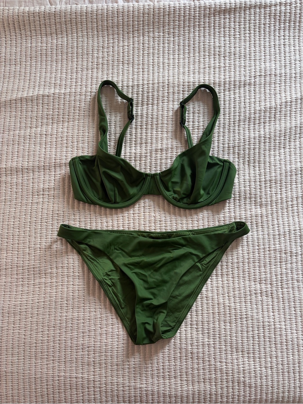 Everlane Bikini, Seaweed